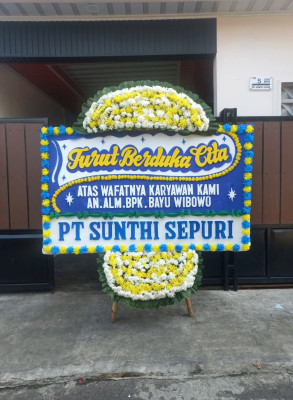 Papan Bunga Duka di Telang