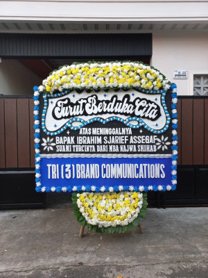 Papan Bunga Duka di Telang
